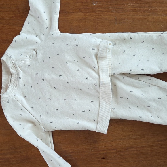 Lot Of Baby Girl Clothing 12 Months - Picture 3 of 6